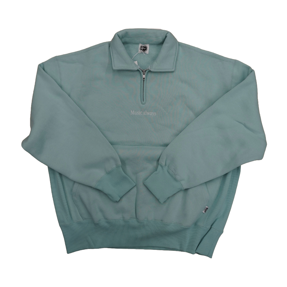 EMBROIDERED LOGO HAFE ZIP SWEATSHIRTS U GBlue.png